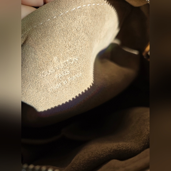 *SOLD* LV Murakami Black Monogram Priscilla bag w/COA - Picture 7 of 12